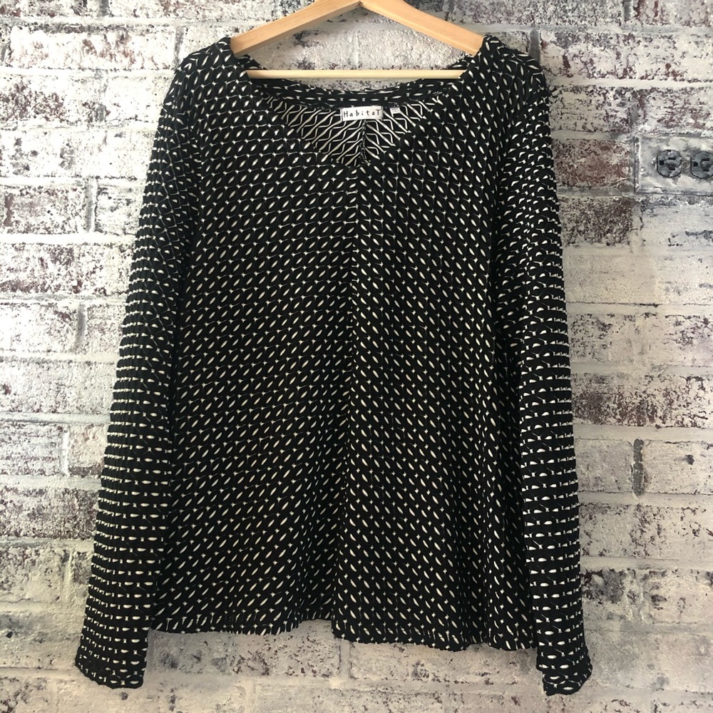 Habitat tunic top.